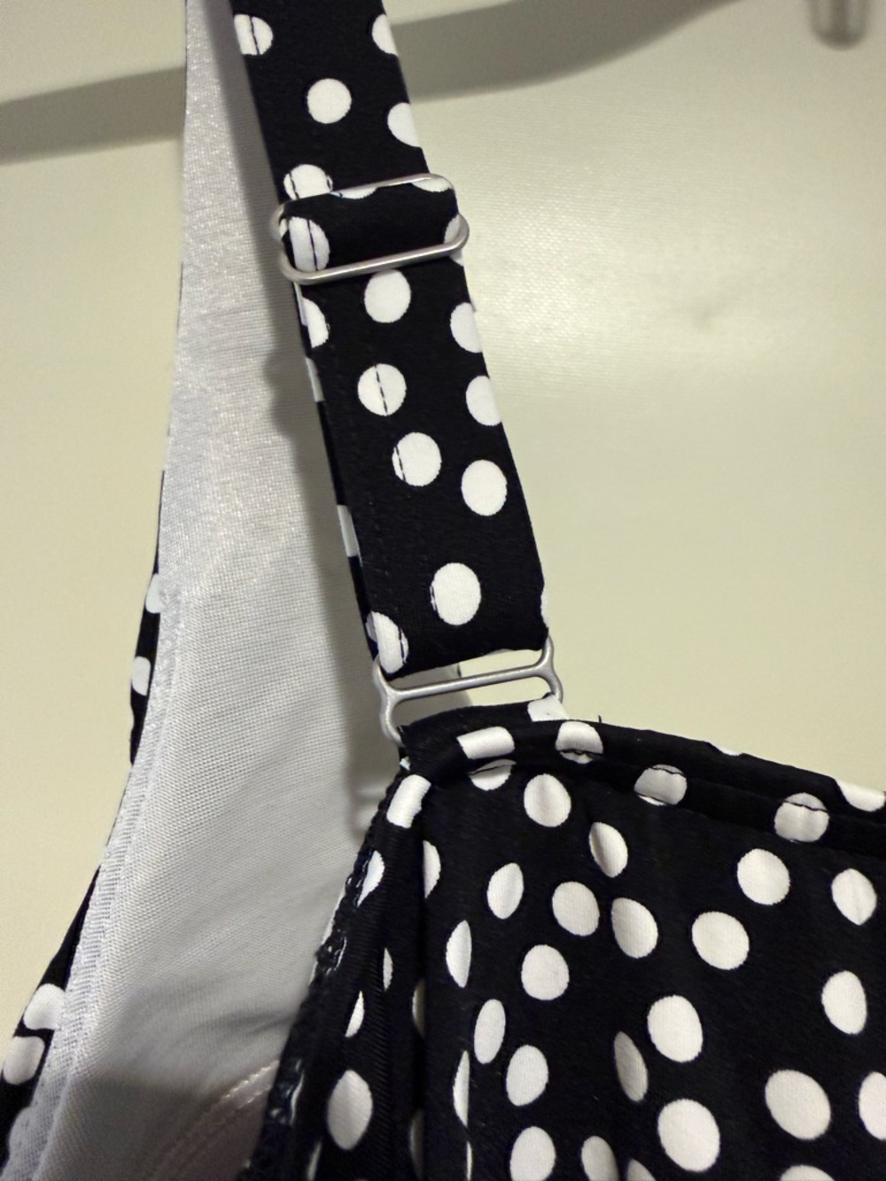Lands End  Black and White Polka Dot Tankini Top, size 18 - Picture 4 of 8